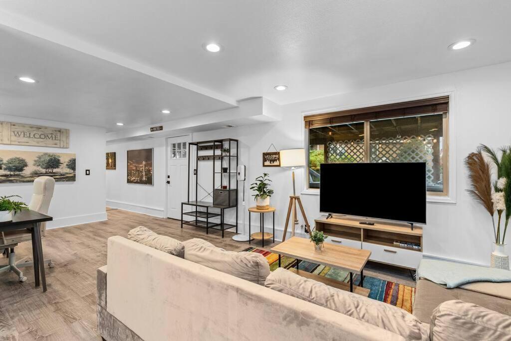 Apartamento Pacific Nw Gem W/Hot-Tub 15 Minutes Airport. Auburn Exterior foto